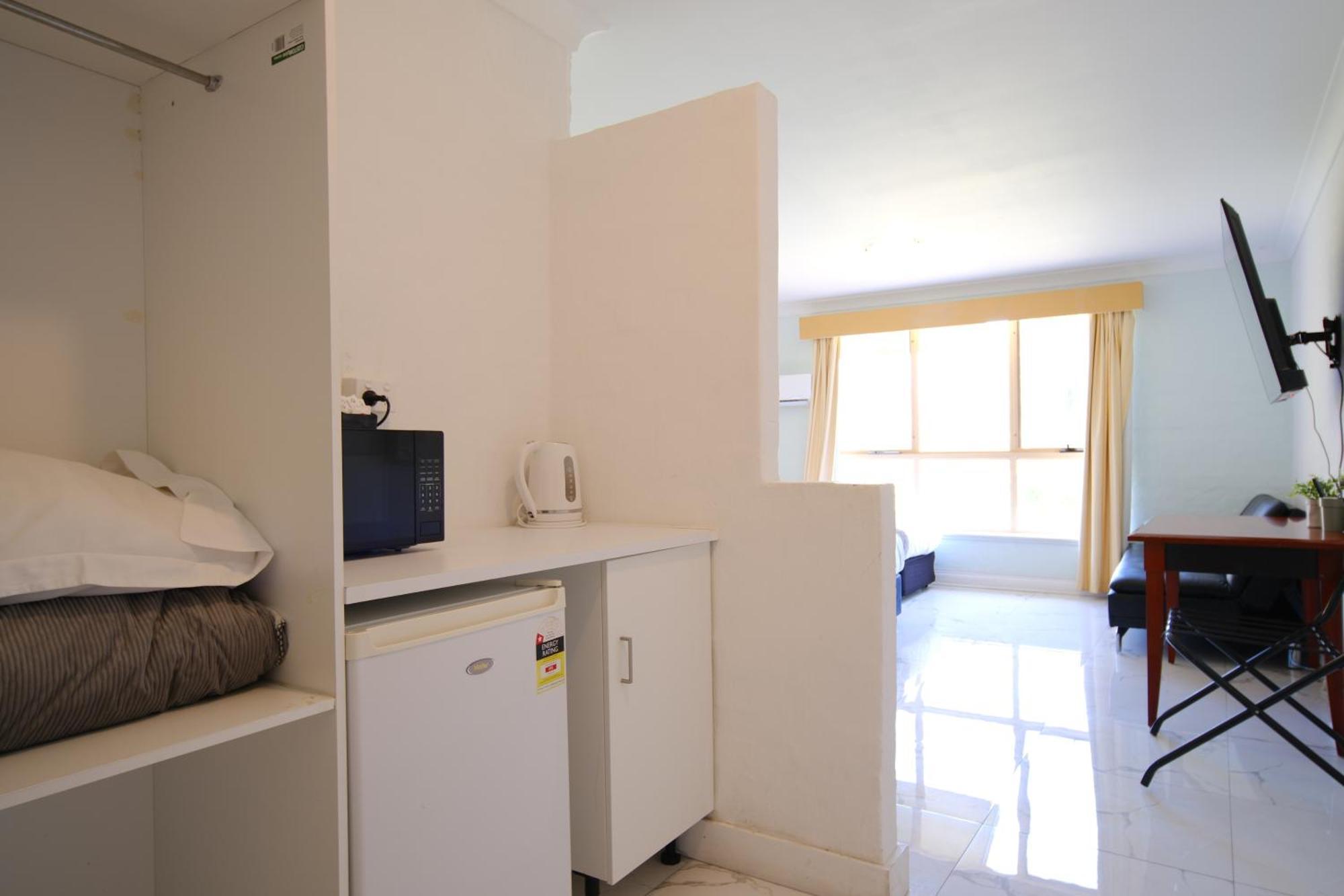 Golf Place Inn Wollongong Primbee Bagian luar foto
