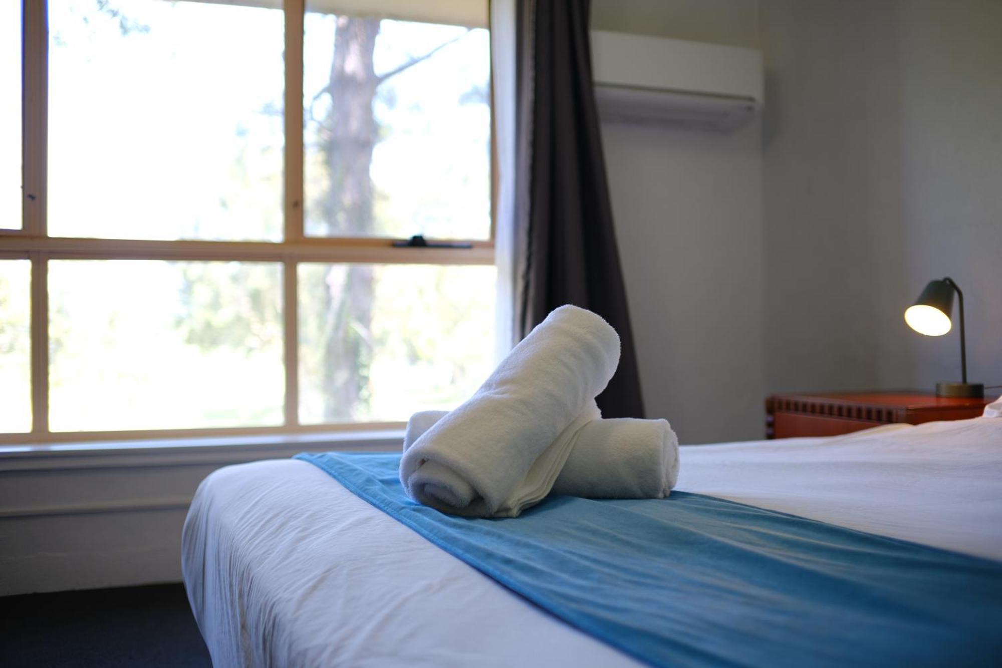 Golf Place Inn Wollongong Primbee Bagian luar foto