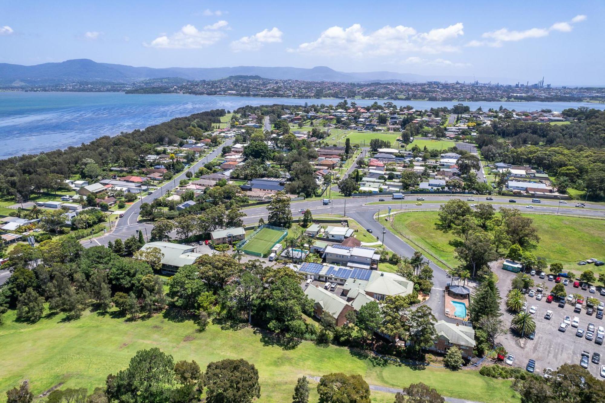 Golf Place Inn Wollongong Primbee Bagian luar foto