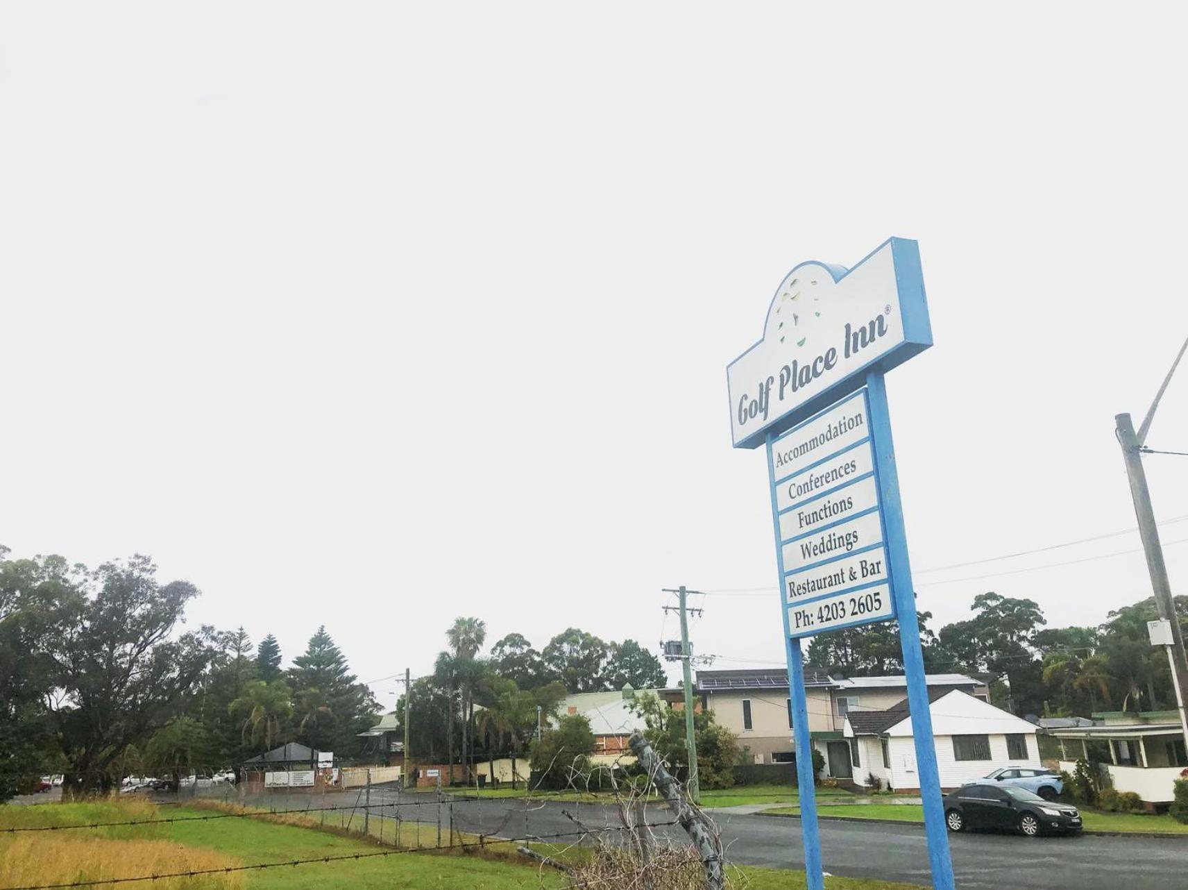 Golf Place Inn Wollongong Primbee Bagian luar foto