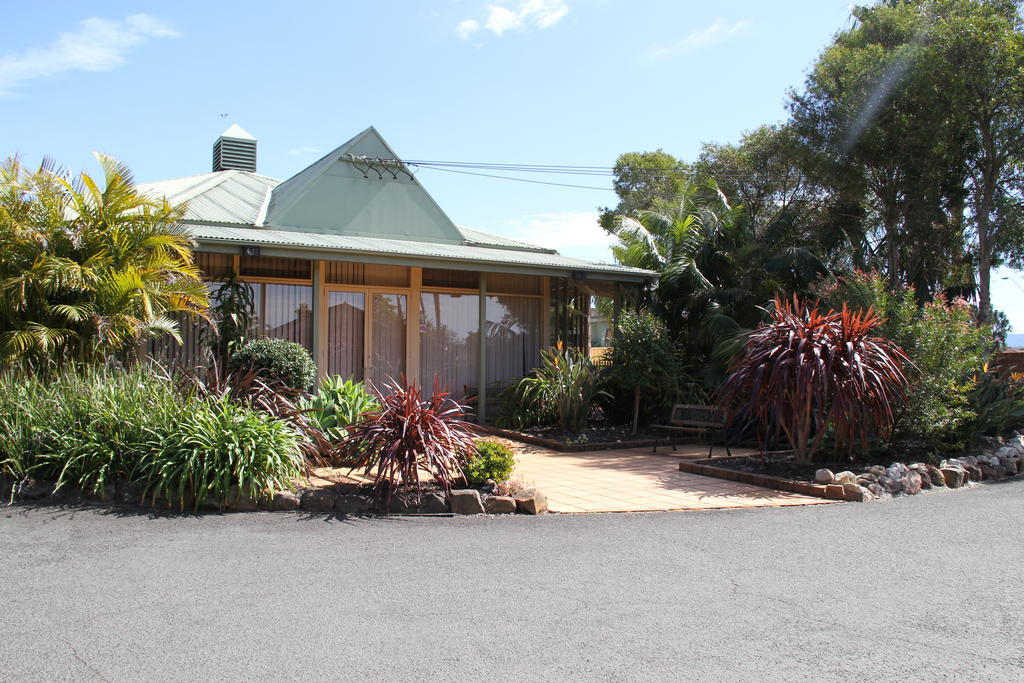Golf Place Inn Wollongong Primbee Bagian luar foto