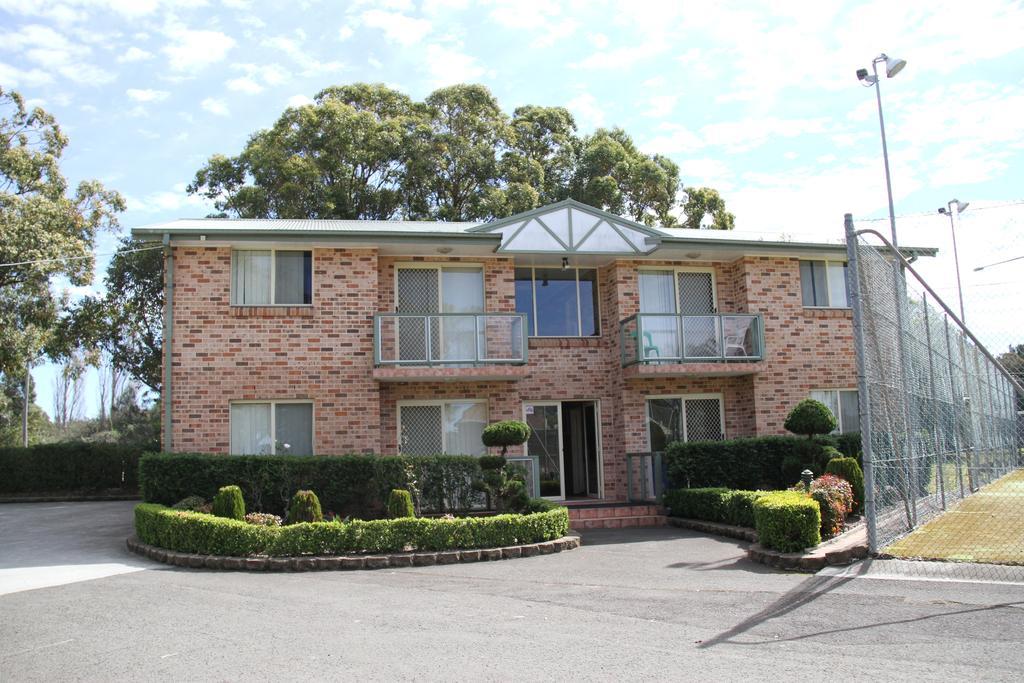 Golf Place Inn Wollongong Primbee Bagian luar foto